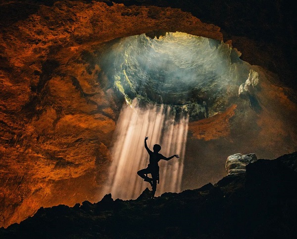Goa Jomblang: Petualangan Epik ke Perut Bumi Gunungkidul