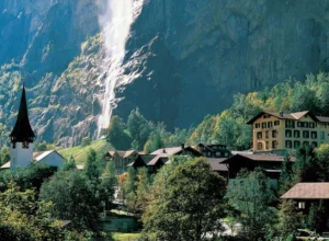 9-tempat-wisata-di-swiss-yang-menawarkan-pemandangan-indah