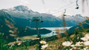 9-tempat-wisata-di-swiss-yang-menawarkan-pemandangan-indah