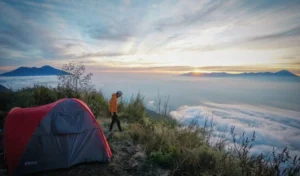 pendakian-gunung-kawi-menjelajah-raksasa-tidur-malang-blitar